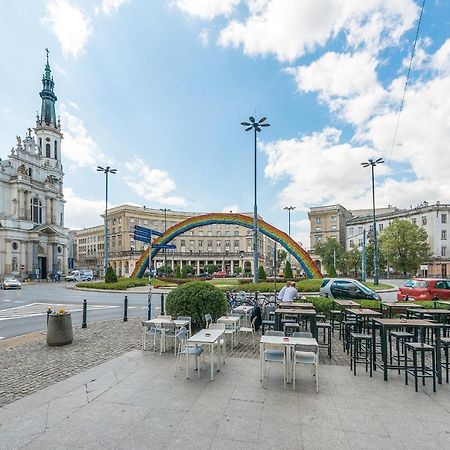 ורשה Zbawiciela Square P&O Serviced Apartments מראה חיצוני תמונה