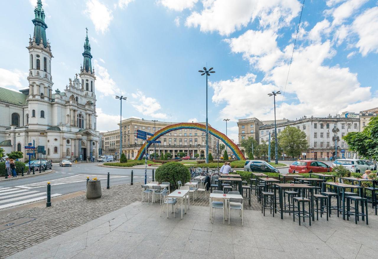 ורשה Zbawiciela Square P&O Serviced Apartments מראה חיצוני תמונה