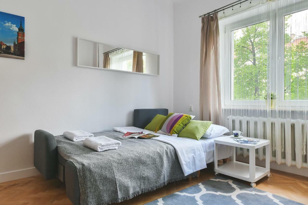 ורשה Zbawiciela Square P&O Serviced Apartments מראה חיצוני תמונה